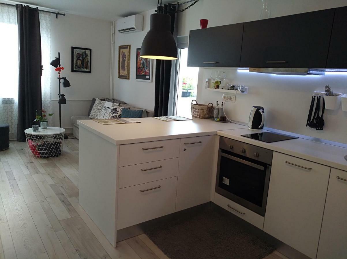 Studio Apartment Sun Zagreb Exterior foto