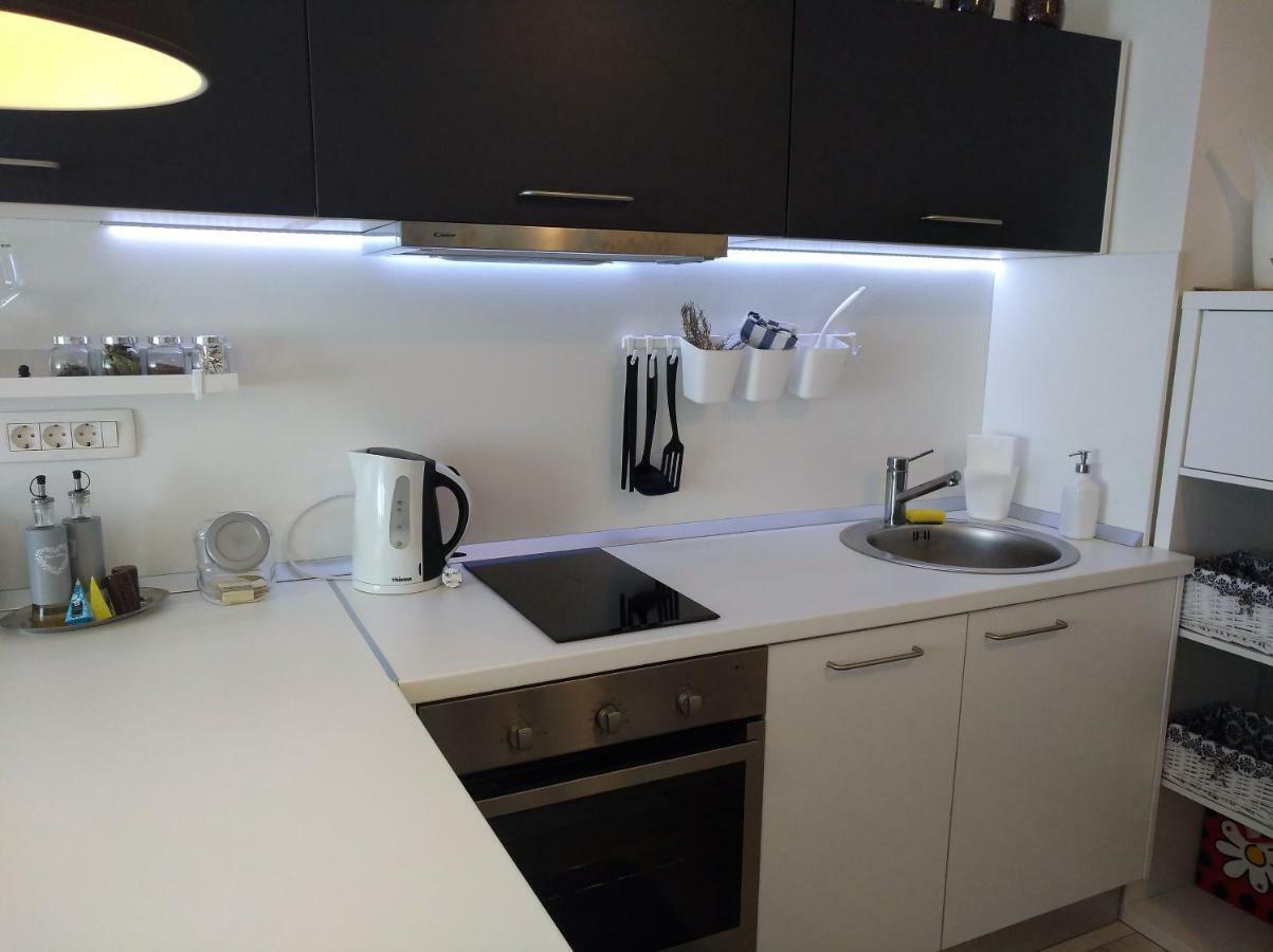 Studio Apartment Sun Zagreb Exterior foto