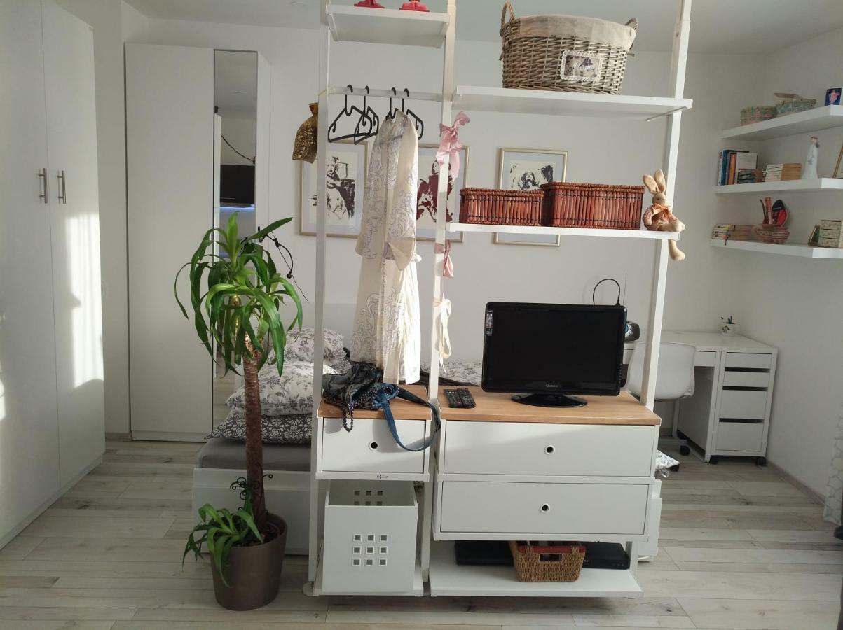 Studio Apartment Sun Zagreb Exterior foto
